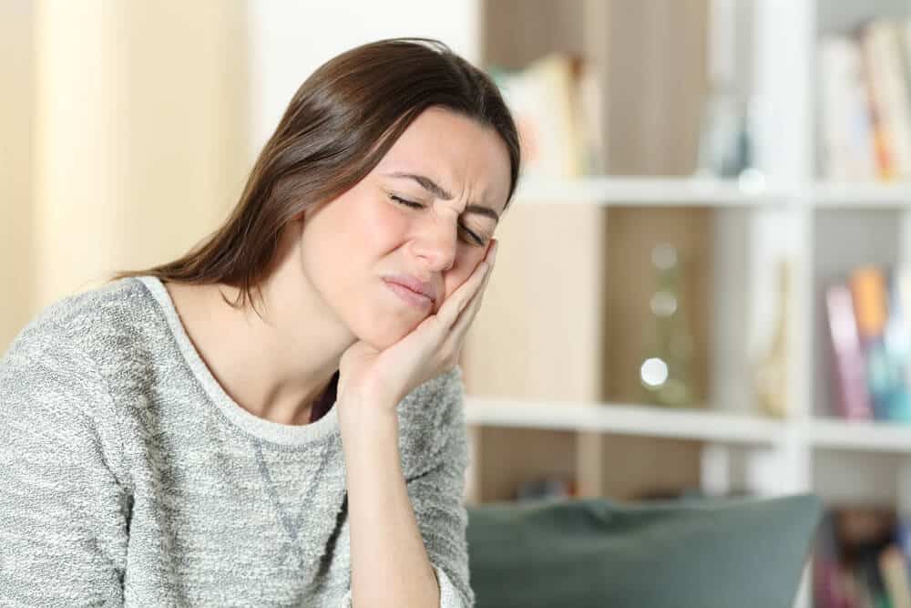 Woman suffers from TMJ